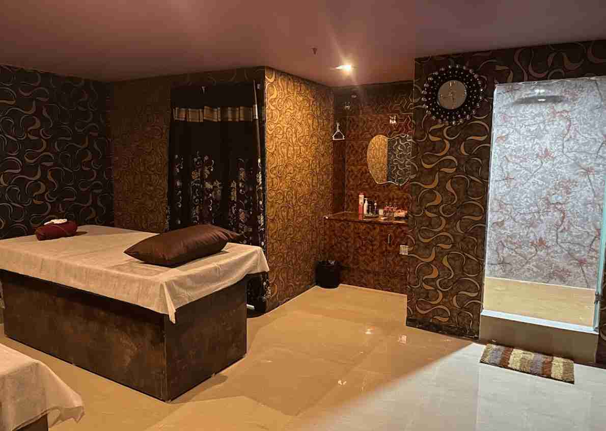 mg thai spa vizag, meet the world class luxurious Jacuzzi experience