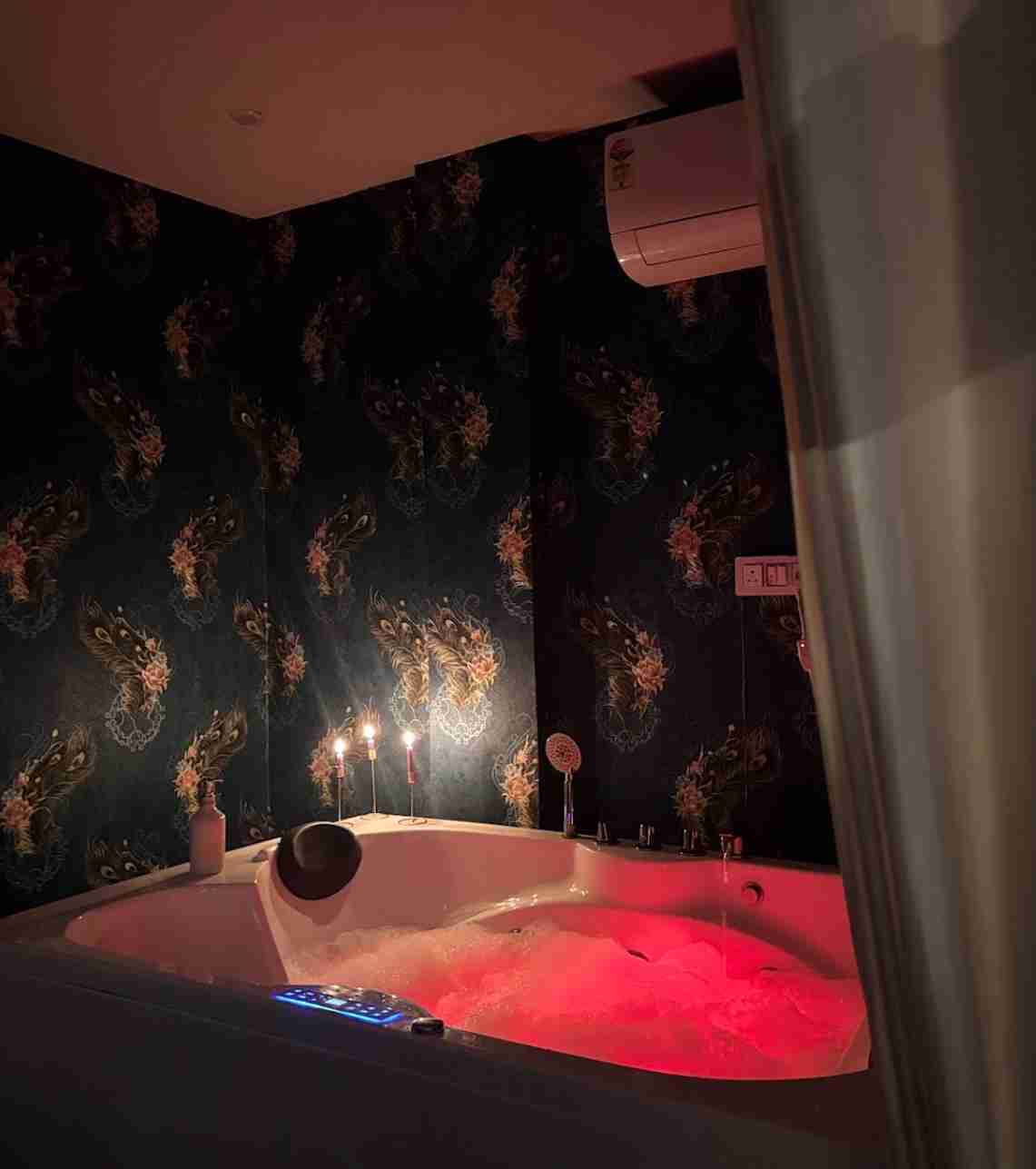 Get Luxury Spa Experience in Gajuwaka area. Premium service available.